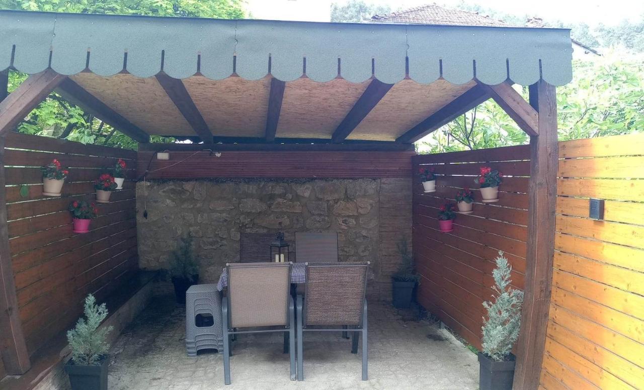 Finesi Apartments Ohrid Bagian luar foto